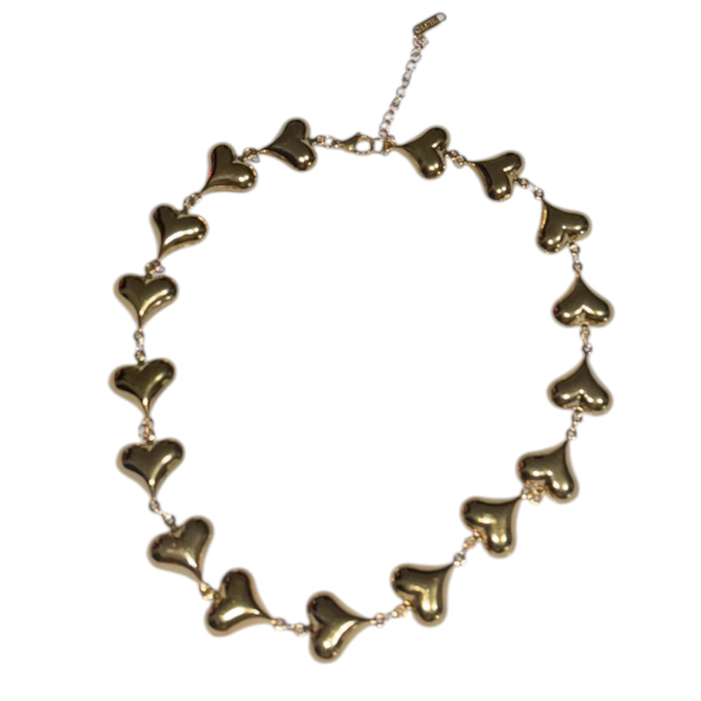 Collar de corazones
